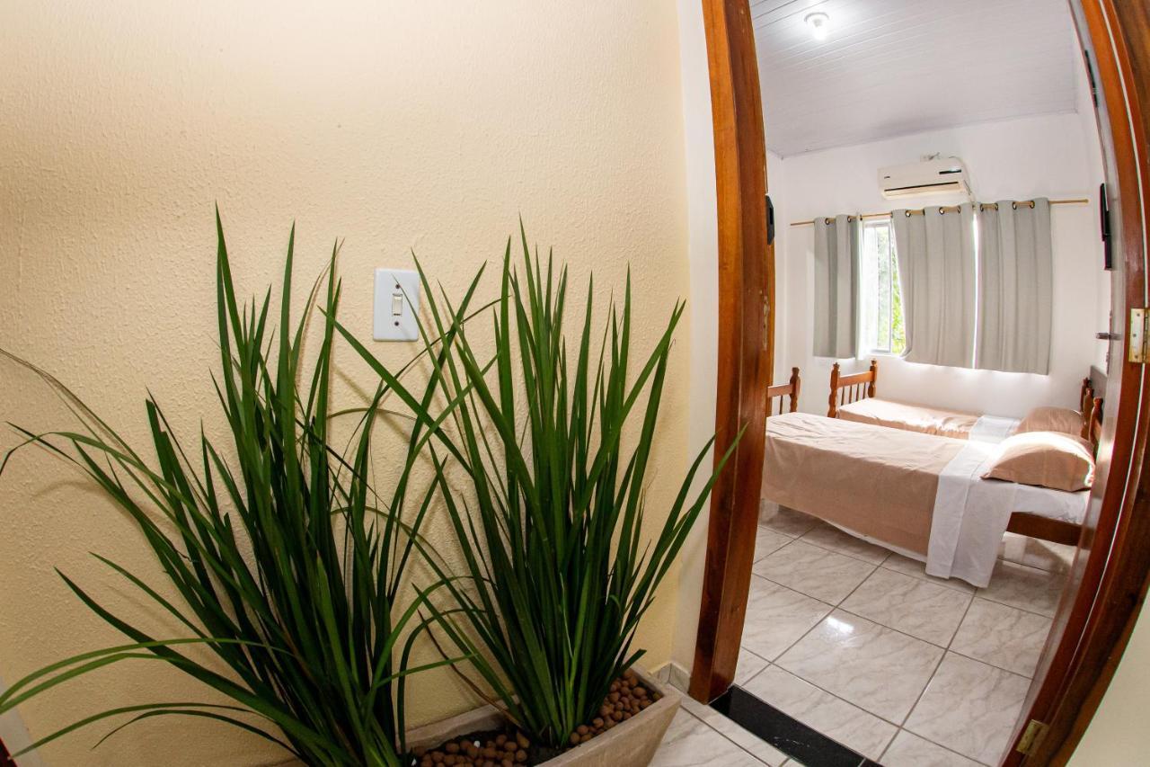 Casa Da Zeze Pousada & Hotel Itaboraí Exterior foto